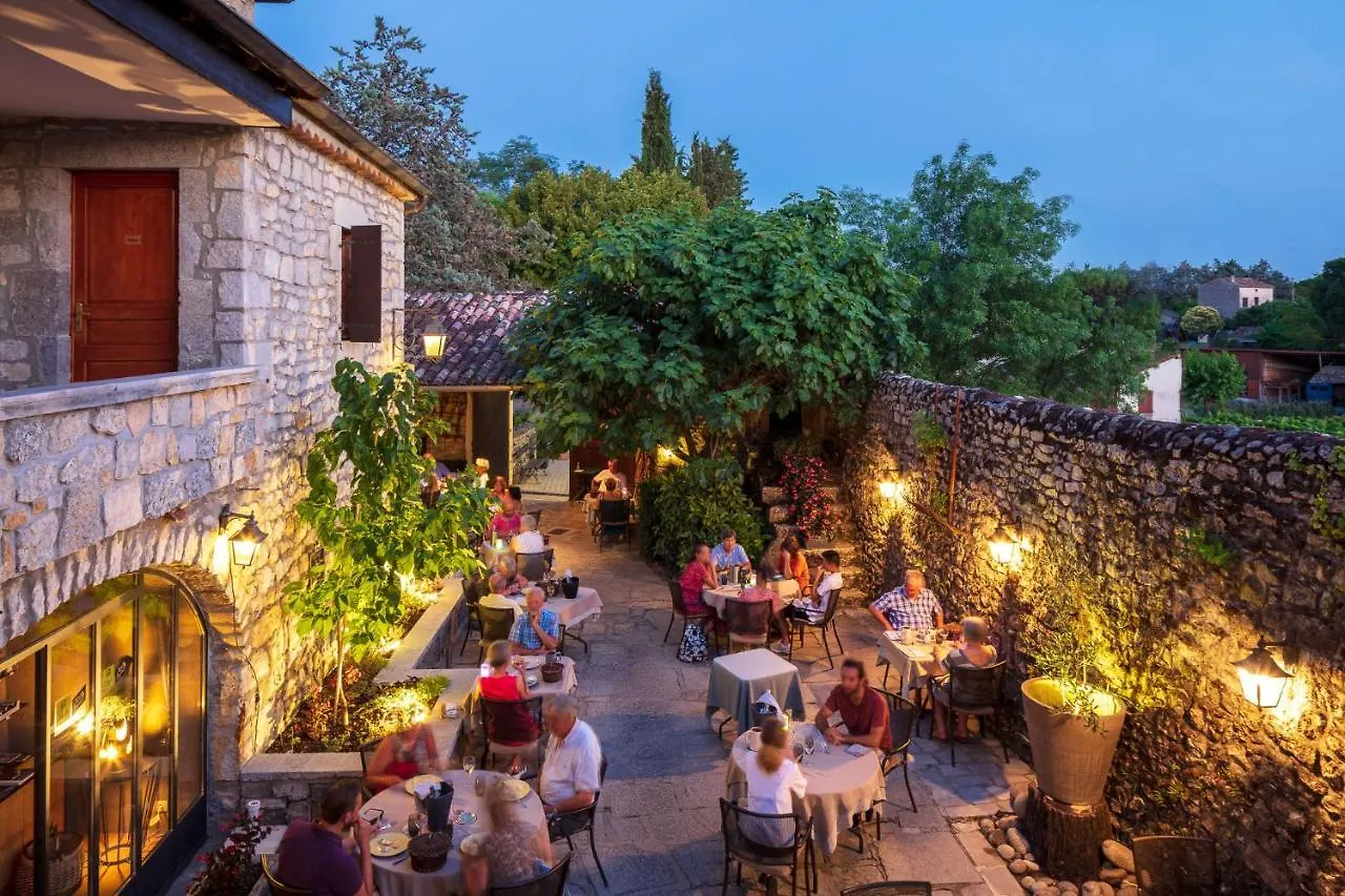 Logis Auberge Les Murets Hotel Restaurant Spa Chandolas