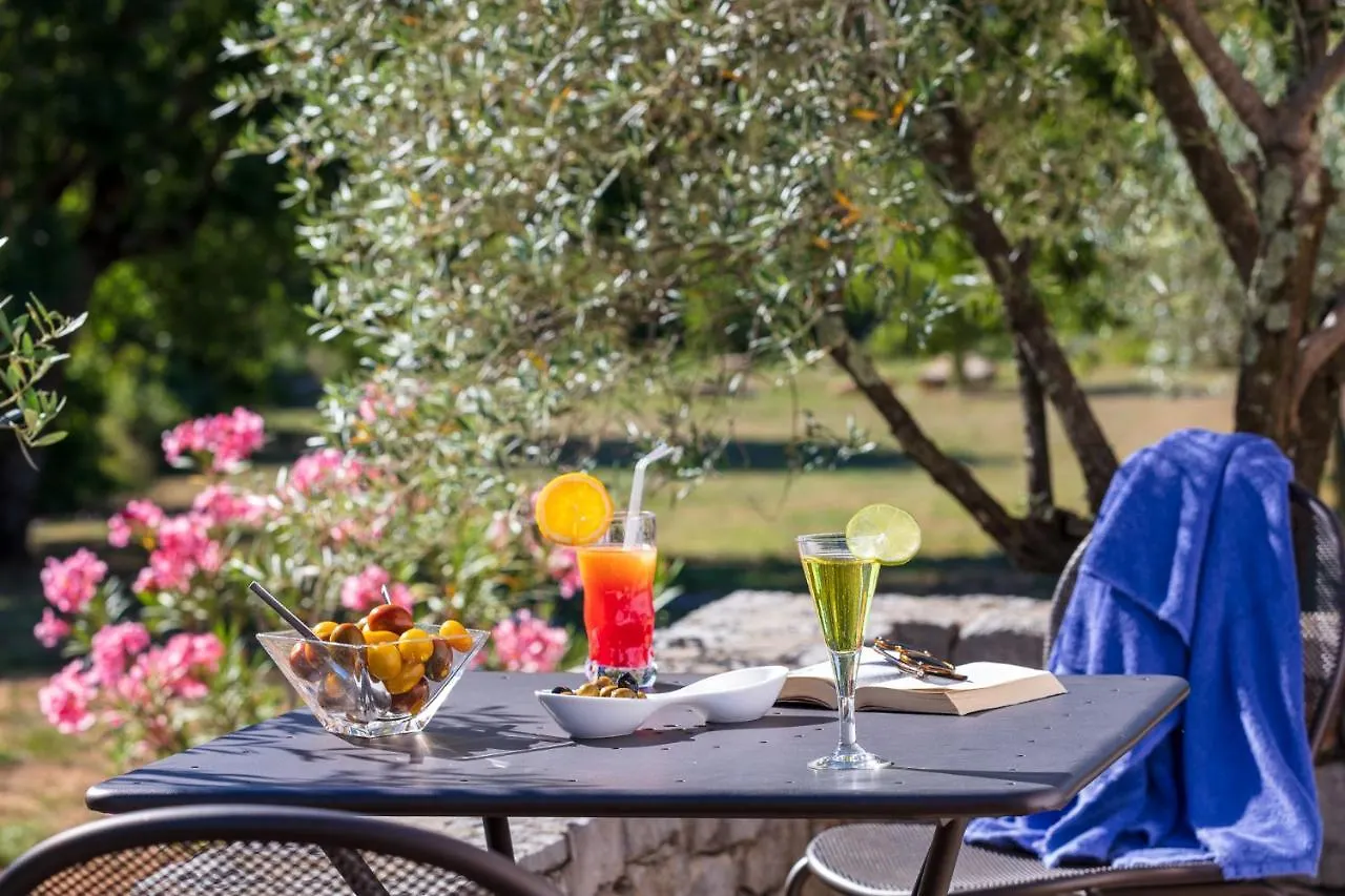 Auberge Les Murets Chandolas 3*,  France