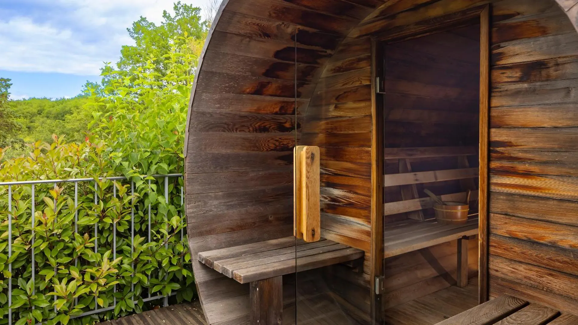 Auberge Les Murets Chandolas 3*,  France