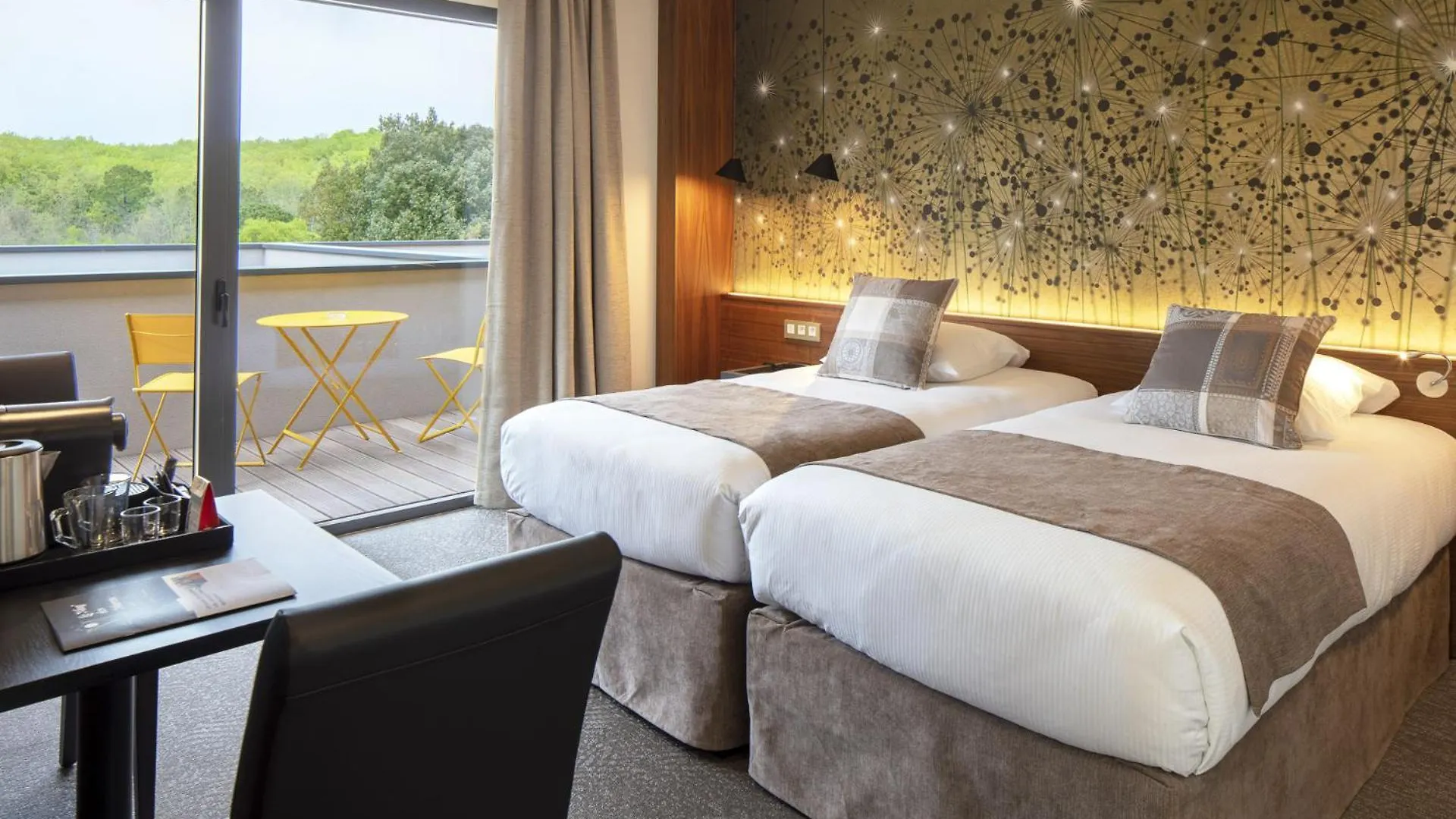 Chandolas Logis Auberge Les Murets Hotel Restaurant Spa 3*,  צרפת