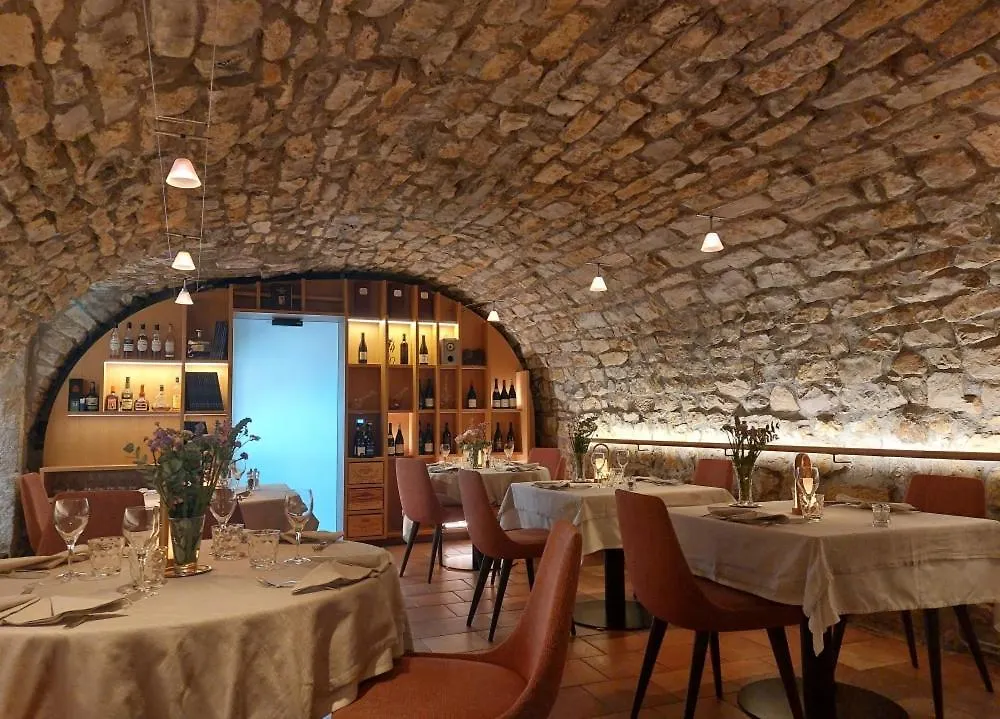 Chandolas Logis Auberge Les Murets Hotel Restaurant Spa